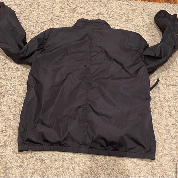 Authentic Prada windbreaker that transforms into a bag size 54
Women's
Black - Picture 8 of 16